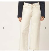 White Wide legged jeans