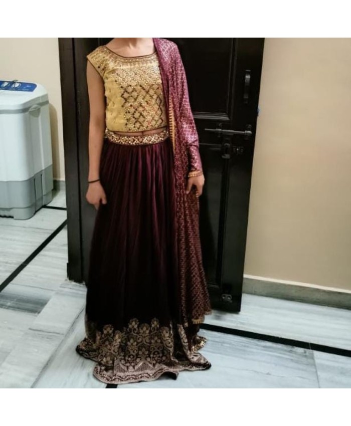 Wedding Outfits: फ्रैंड की शादी के लिए ऐसे Outfits करें ट्राई, लगेगी सबसे  अलग - these outfits are best for your friends marriage-mobile