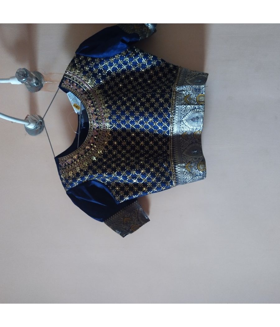 Ethnic wear top And skirt