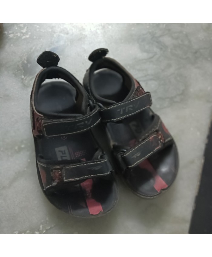 Birkenstock Mogami Kids Black Narrow Width Boys With An Ankle Strap Sandals  (EURO 28): Buy Birkenstock Mogami Kids Black Narrow Width Boys With An  Ankle Strap Sandals (EURO 28) Online at Best