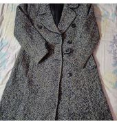 Very nice looking winter coat at throw away price