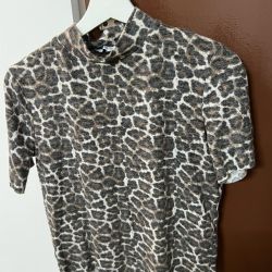 Zara Crop top Leopard Print Size Medium