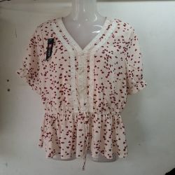 Confetti Heart Print Lace Panel Peplum Top