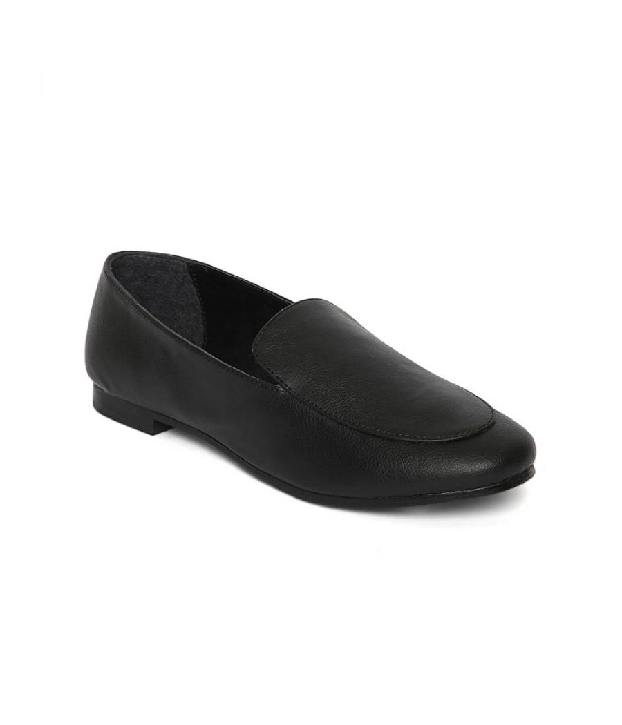 Estatos Broad Toe Black Comfortable Flat Slip On Loafers for Women	