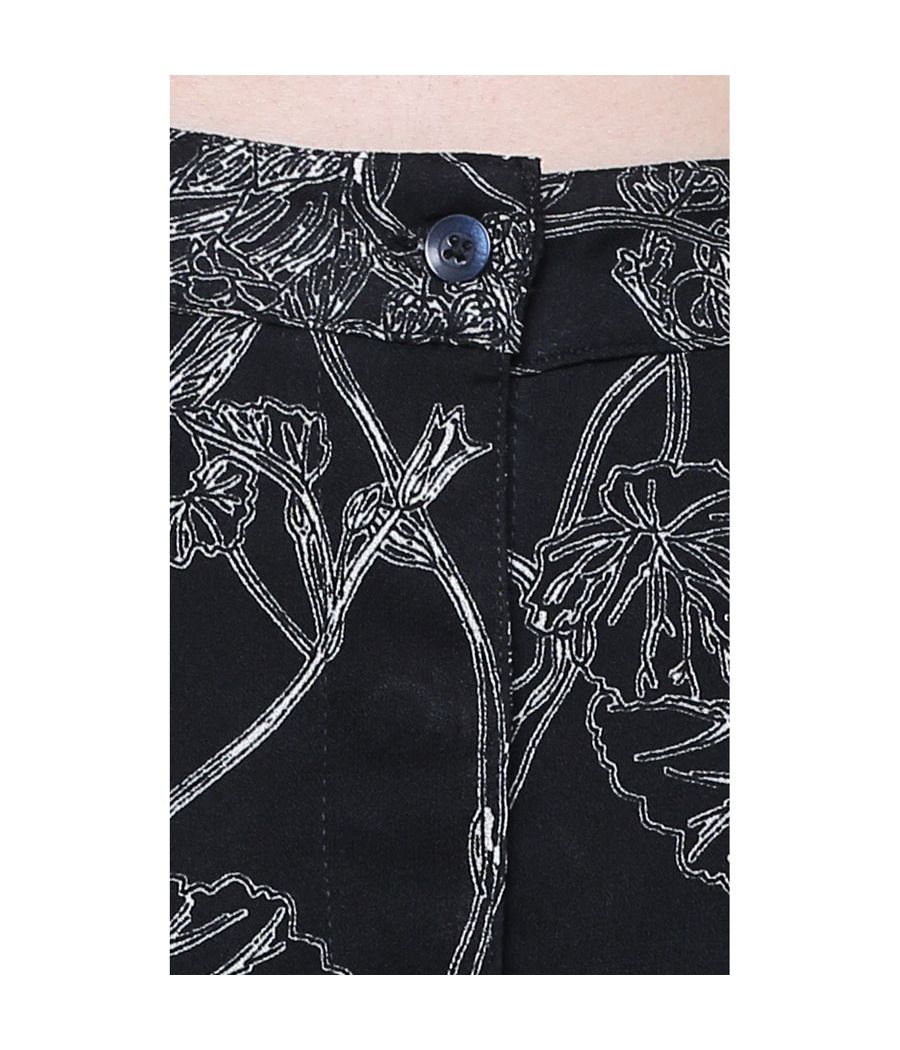 Estance Crepe Floral Print Black & White Midi Skirt