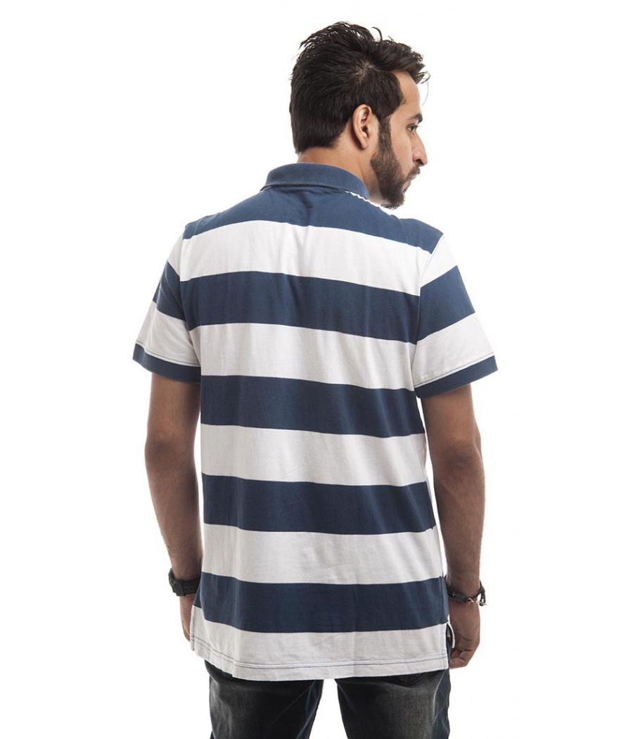 Giordano Polycotton Plain Striped Blue & White Regular Fit Casual T-shirt