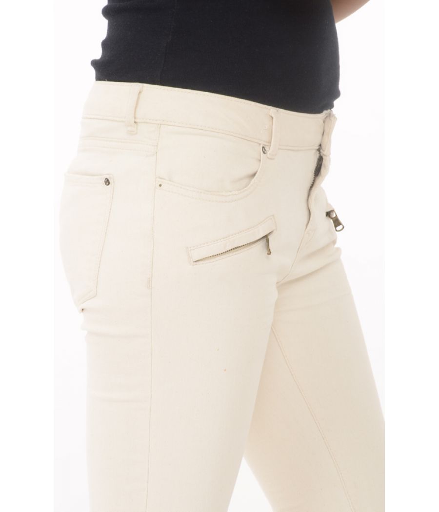 Leana Woman Cream Front Zippered Trousers