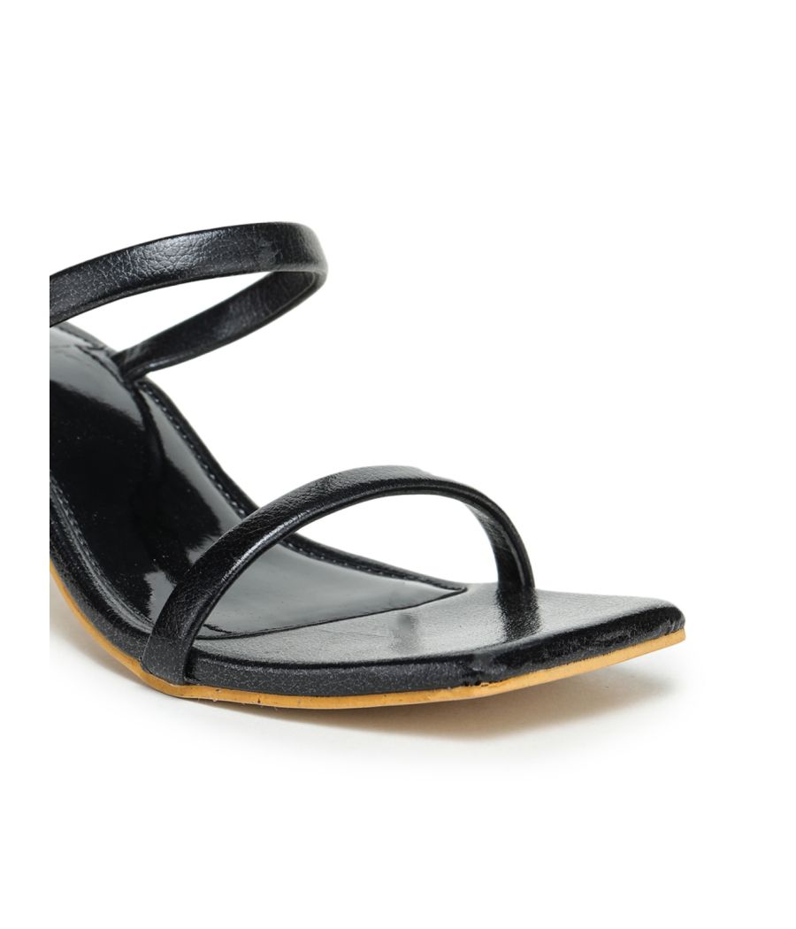 Estatos Leather Strappy Heeled Black Sandals (P9V1099)